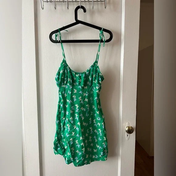 h&m green summer dress Two summer dresses. H&M short sleeve green, pink, purple, orange flora –  Cloud & Bunny main image 1